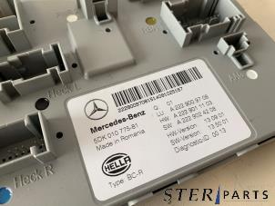 Modul (rózne) z Mercedes-Benz C (W205) C-200 2.0 CGI 16V 2014