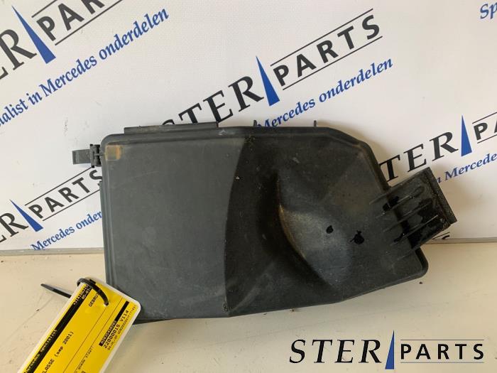 Gebrauchte Sonstige Mercedes C Combi (S203) 2.2 C-200 CDI 16V Preis € 9,50 Margenregelung angeboten von Sterparts Mercedes specialist