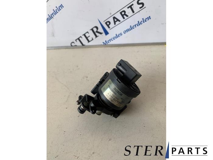Begagnade Gaspedalsensor Mercedes ML I (163) 320 3.2 V6 18V Autom. Pris € 45,00 Marginaltabell erbjuds av Sterparts Mercedes specialist