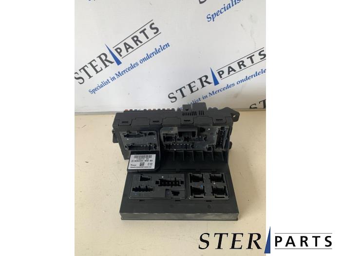 Usagé Module confort Mercedes E (W211) 2.2 E-200 CDI 16V Prix € 100,00 Règlement à la marge proposé par Sterparts Mercedes specialist