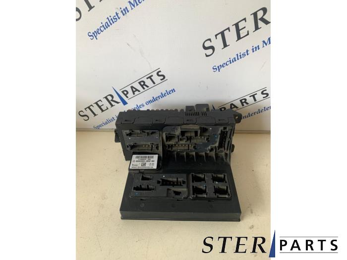 Usagé Module confort Mercedes E (W211) 2.2 E-200 CDI 16V Prix € 100,00 Règlement à la marge proposé par Sterparts Mercedes specialist