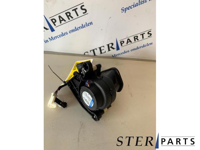 Begagnade Diverse Mercedes SL (R231) 350 CGI 3.5 V6 24V Pris € 24,95 Marginaltabell erbjuds av Sterparts Mercedes specialist