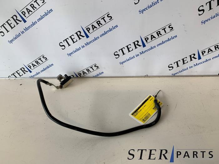 Begagnade Batterisensor Mercedes B (W246/W242) 1.8 B-180 CDI BlueEFFICIENCY 16V Pris € 44,95 Marginaltabell erbjuds av Sterparts Mercedes specialist