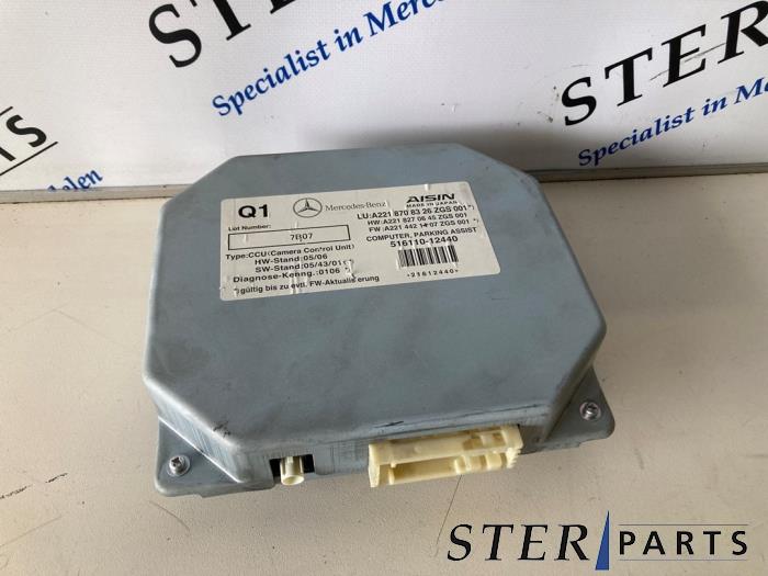 Usagé Module caméra Mercedes S (W221) 4.0 S-420 CDI V8 32V Prix € 99,50 Règlement à la marge proposé par Sterparts Mercedes specialist