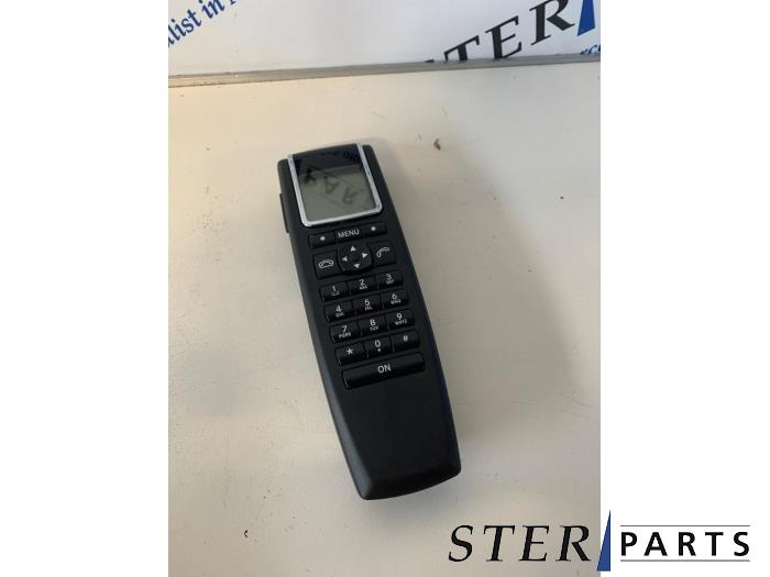 Używane Telefon Mercedes S (W221) 4.0 S-420 CDI V8 32V Cena € 124,50 Procedura marży oferowane przez Sterparts Mercedes specialist