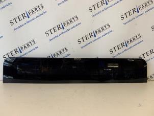 Begagnade Panoramatak Mercedes B (W245) 1.5 B-150 16V Pris € 94,50 Marginaltabell erbjuds av Sterparts Mercedes specialist
