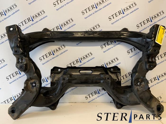 Usagé Faux châssis Mercedes CLS (C219) 320 CDI 24V Prix € 124,50 Règlement à la marge proposé par Sterparts Mercedes specialist