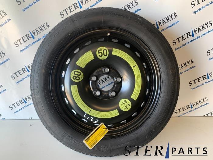 Usagé Roue de secours Mercedes E (W212) E-200 CDI 16V BlueEfficiency,BlueTEC Prix € 150,00 Règlement à la marge proposé par Sterparts Mercedes specialist