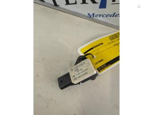 Begagnade Laddtryckssensor Mercedes Vito Mixto (447.7) 2.0 110 CDI 16V Pris € 30,19 Inklusive moms erbjuds av Sterparts Mercedes specialist