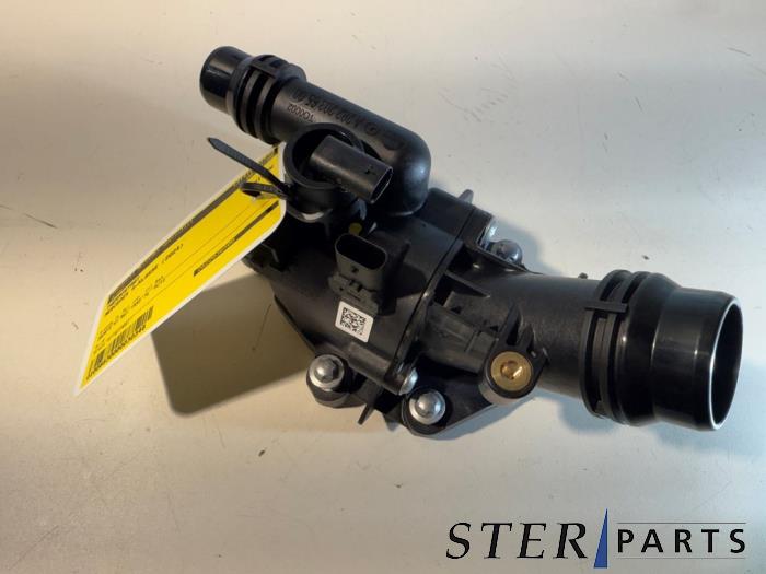 Neuf Thermostat Mercedes A (177.0) 1.3 A-180 Turbo Mild Hybrid Prix € 96,74 Prix TTC proposé par Sterparts Mercedes specialist