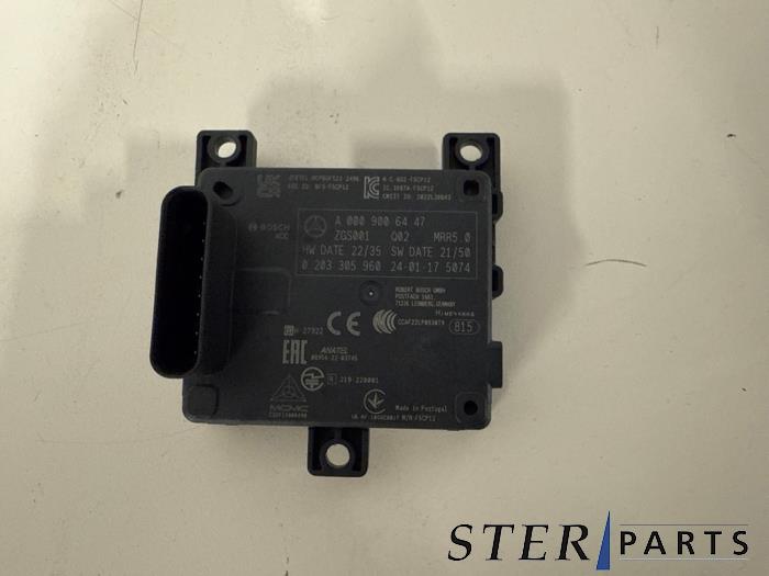 Begagnade Radarsensor Mercedes EQB (X243) 250 Pris € 266,14 Inklusive moms erbjuds av Sterparts Mercedes specialist