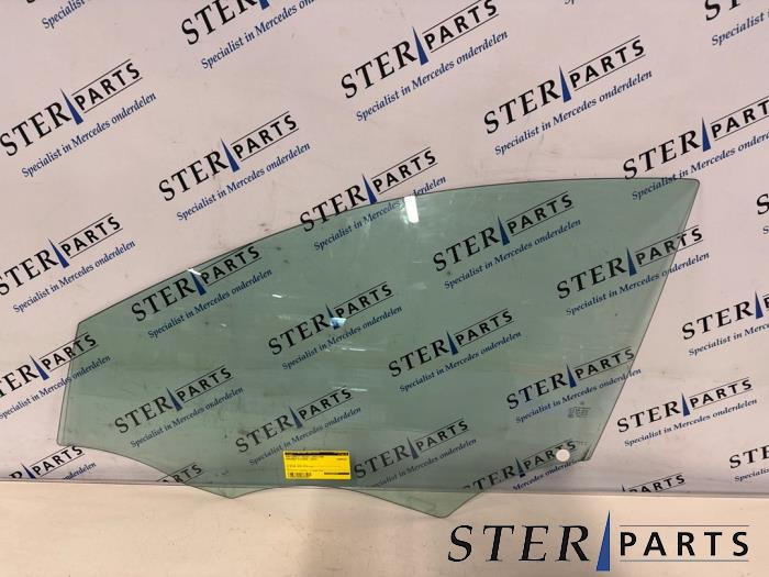 Begagnade Dörrfönster, 4-dörrars, vänster fram Mercedes A (W176) 1.5 A-180 CDI, A-180d 16V Pris € 29,95 Marginaltabell erbjuds av Sterparts Mercedes specialist