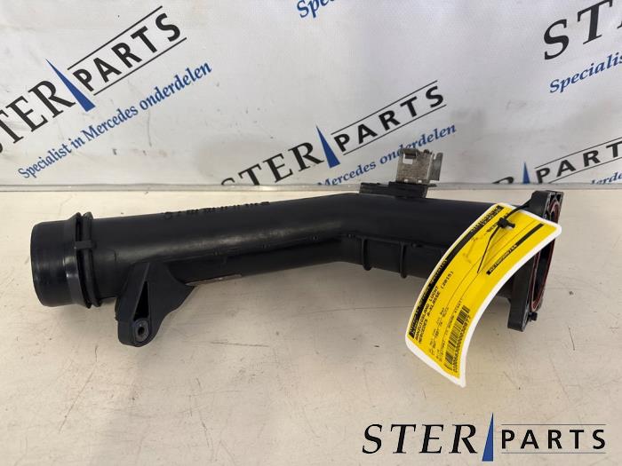 Begagnade Luftintagsslang Mercedes A (W176) 2.0 A-250 Turbo 16V Pris € 19,95 Marginaltabell erbjuds av Sterparts Mercedes specialist