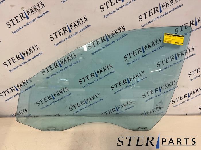 Begagnade Dörrfönster, 4-dörrars, vänster fram Mercedes E Combi (S211) 3.2 E-320 CDI 24V Pris € 34,95 Marginaltabell erbjuds av Sterparts Mercedes specialist