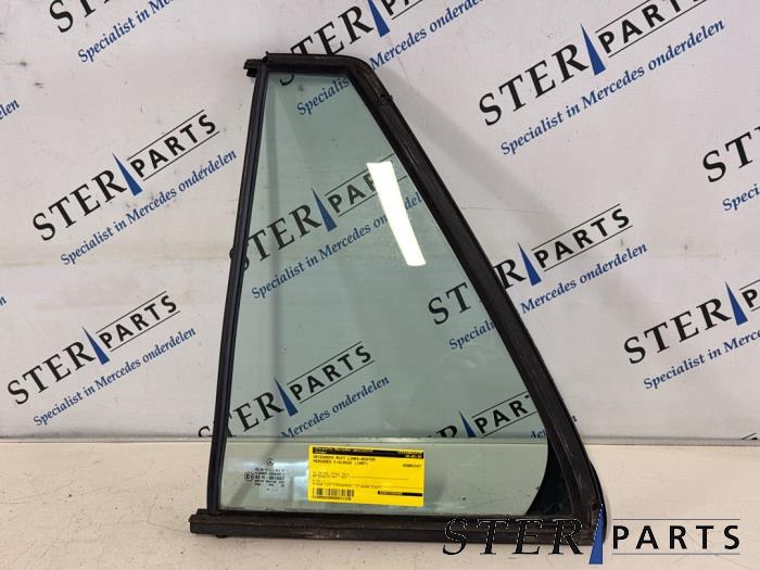 Usados Ventanilla triangular izquierda detrás Mercedes C Combi (S202) 1.8 C180T 16V Precio € 19,50 Norma de margen ofrecido por Sterparts Mercedes specialist