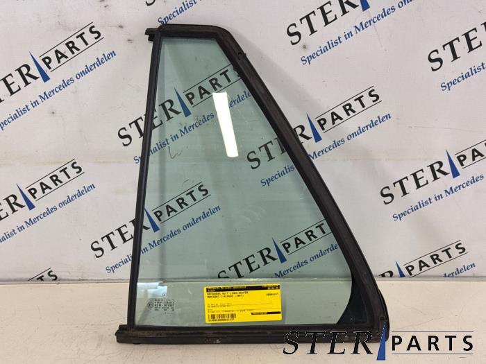 Usados Ventanilla triangular izquierda detrás Mercedes C Combi (S202) 1.8 C180T 16V Precio € 19,50 Norma de margen ofrecido por Sterparts Mercedes specialist