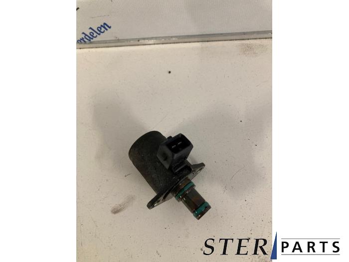 Begagnade Styrboxsensor Mercedes E Combi (S211) 3.2 E-320 CDI 24V Pris € 74,50 Marginaltabell erbjuds av Sterparts Mercedes specialist