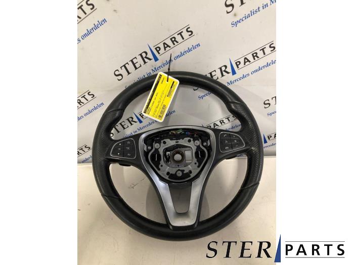 Begagnade Ratt Mercedes C (W205) C-350 e 2.0 16V Pris € 134,95 Marginaltabell erbjuds av Sterparts Mercedes specialist
