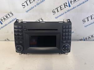 Begagnade CD-spelare med radio Mercedes Sprinter 3,5t (906.73) 310 CDI 16V Pris € 74,50 Marginaltabell erbjuds av Sterparts Mercedes specialist
