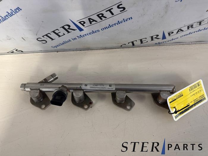 Gebrauchte Kraftstoffverteiler Mercedes C (W205) C-350 e 2.0 16V Preis € 44,95 Margenregelung angeboten von Sterparts Mercedes specialist