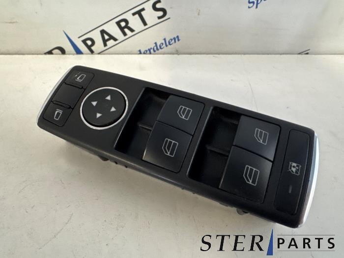 Usados Interruptor combinado de ventanillas Mercedes C Estate (S204) 1.8 C-180 CGI 16V Precio € 29,95 Norma de margen ofrecido por Sterparts Mercedes specialist