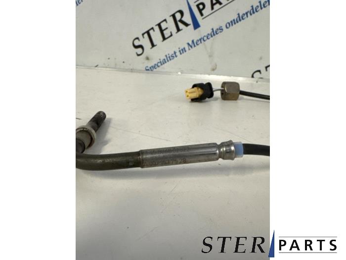 Auspuff Temperatursensor van een Mercedes-Benz Sprinter 3,5t (906.73) 311 CDI 16V 2008