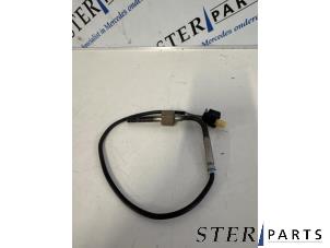Auspuff Temperatursensor van een Mercedes-Benz Sprinter 3,5t (906.73) 311 CDI 16V 2008