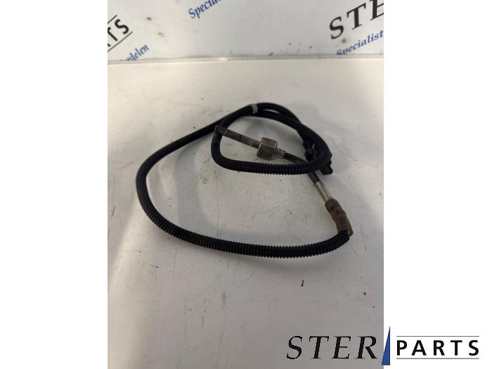 Usagé Sensor température d’échappement Mercedes E (W212) E-220 CDI 16V BlueEff.,BlueTEC 4-Matic Prix € 34,95 Règlement à la marge proposé par Sterparts Mercedes specialist