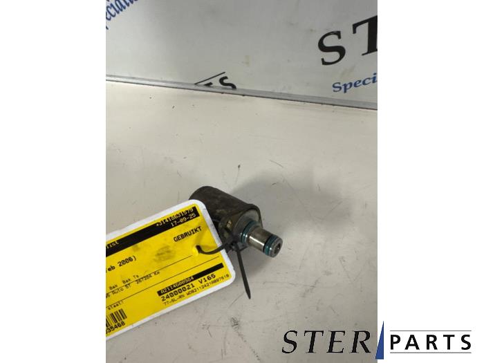 Begagnade Styrboxsensor Mercedes E Combi (S211) 1.8 E-200 K 16V Pris € 74,50 Marginaltabell erbjuds av Sterparts Mercedes specialist