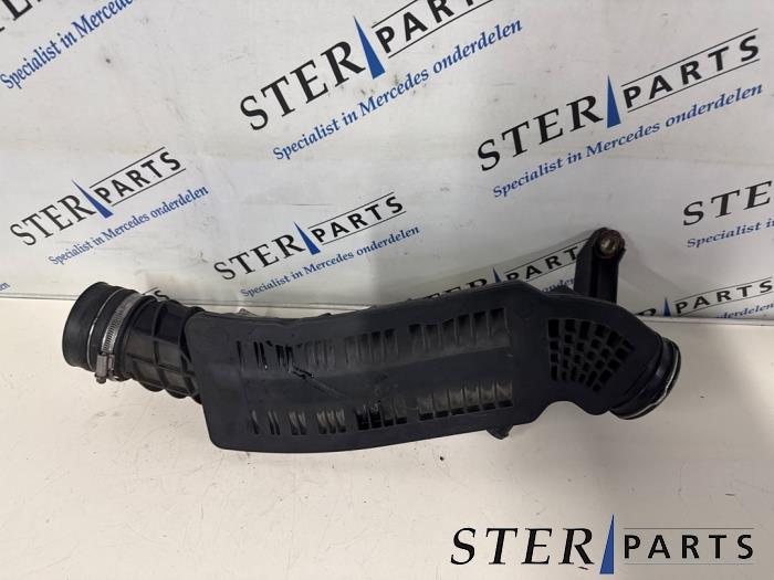 Intercooler Rohr van een Mercedes-Benz E Combi (S211) 1.8 E-200 K 16V 2006