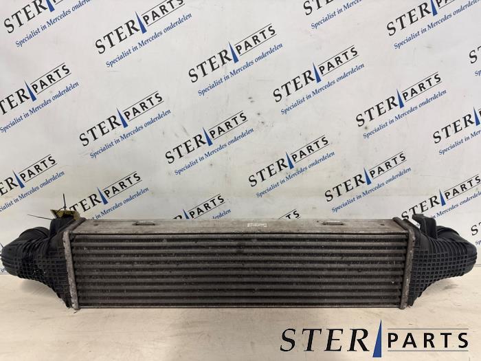 Usados Intercooler Mercedes CLS Shooting Brake (X218) 350 CDI BlueEfficiency 3.0 V6 24V Precio € 29,95 Norma de margen ofrecido por Sterparts Mercedes specialist