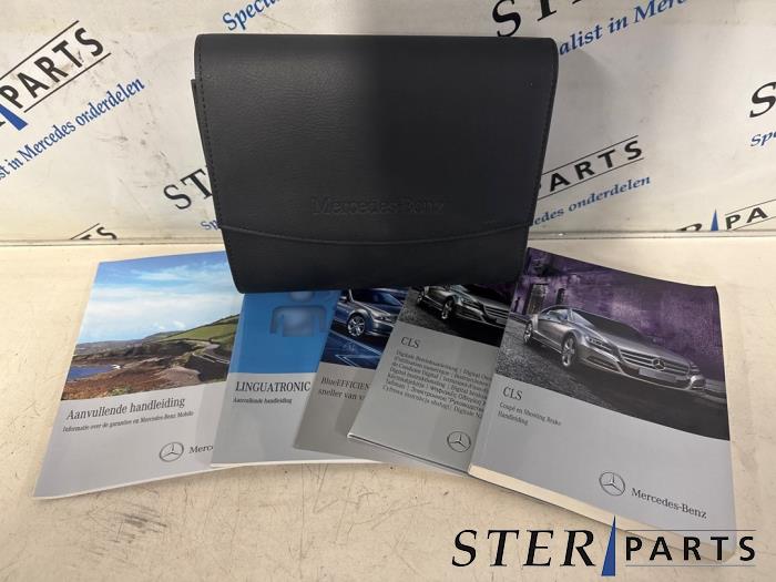Begagnade Instruktionsbok Mercedes CLS Shooting Brake (X218) 350 CDI BlueEfficiency 3.0 V6 24V Pris € 34,95 Marginaltabell erbjuds av Sterparts Mercedes specialist