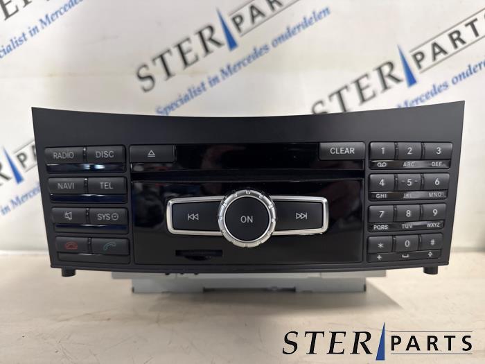 Używane System nawigacji Mercedes CLS Shooting Brake (X218) 350 CDI BlueEfficiency 3.0 V6 24V Cena € 395,00 Procedura marży oferowane przez Sterparts Mercedes specialist