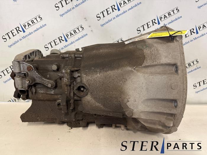 Gebrauchte Getriebe Mercedes Vito (639.6) 2.2 111 CDI 16V Preis € 719,95 Mit Mehrwertsteuer angeboten von Sterparts Mercedes specialist