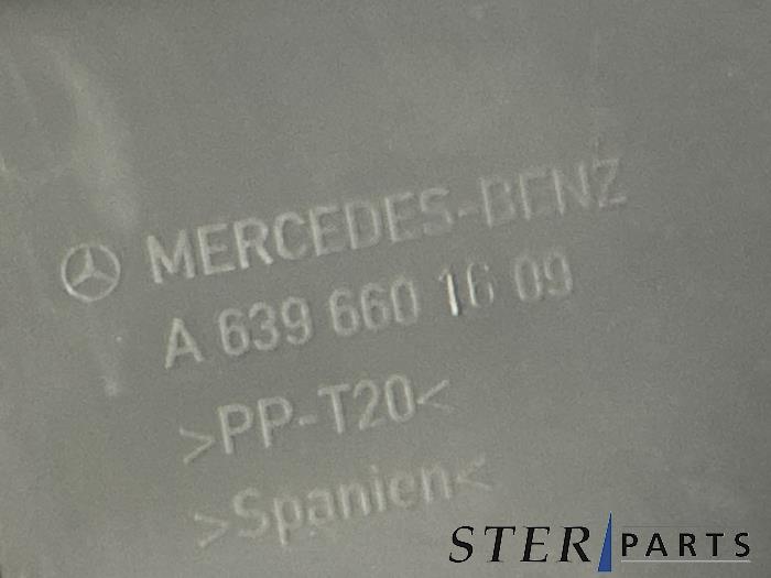 Sonstige van een Mercedes-Benz Vito (639.6) 2.2 111 CDI 16V 2010
