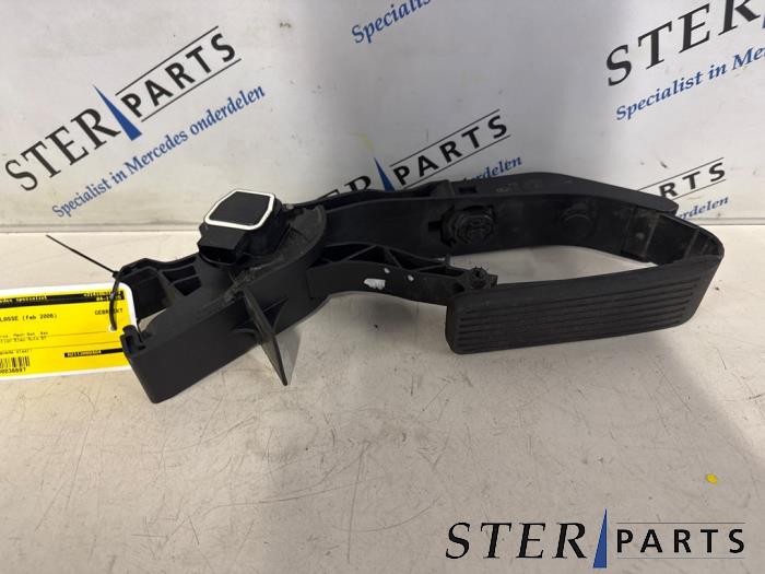Begagnade Gaspedal Mercedes E Combi (S211) 1.8 E-200 K 16V Pris € 39,95 Marginaltabell erbjuds av Sterparts Mercedes specialist