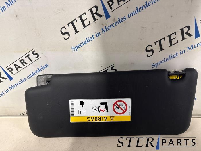 Begagnade Solskydd Mercedes E Estate (S213) E-200d 2.0 Turbo 16V Pris € 29,95 Marginaltabell erbjuds av Sterparts Mercedes specialist