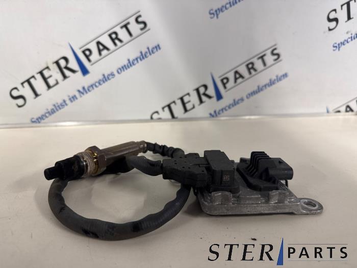 Begagnade NOx-sensor Mercedes E Estate (S213) E-200d 2.0 Turbo 16V Pris € 139,50 Marginaltabell erbjuds av Sterparts Mercedes specialist