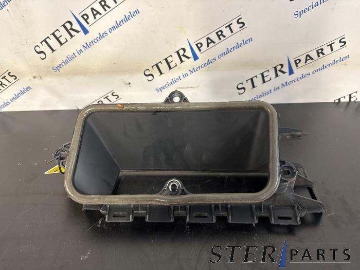 Gebrauchte Sonstige Mercedes C Estate (S205) C-350 e 2.0 16V Preis € 9,50 Margenregelung angeboten von Sterparts Mercedes specialist