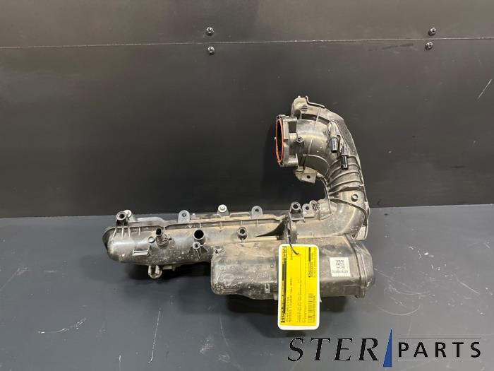 Begagnade Insugsrör Mercedes C Estate (S205) C-350 e 2.0 16V Pris € 44,95 Marginaltabell erbjuds av Sterparts Mercedes specialist