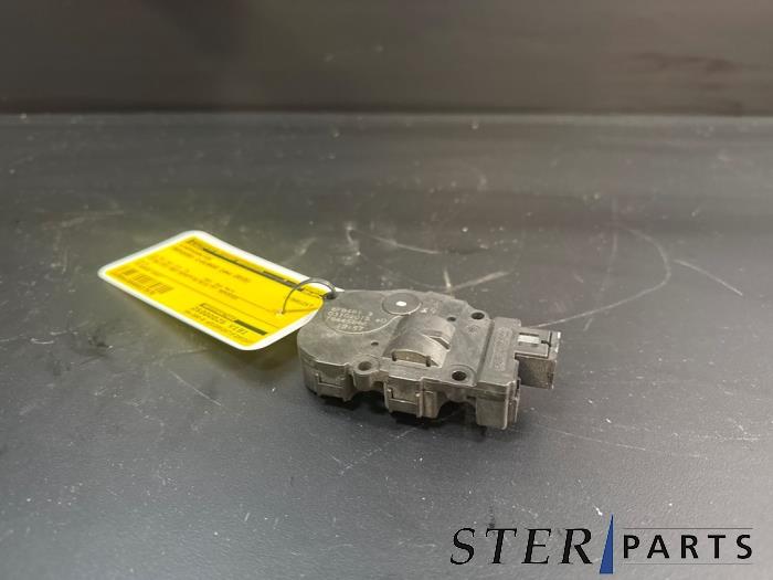 Gebrauchte Schrittmotor Mercedes C Estate (S205) C-350 e 2.0 16V Preis € 24,95 Margenregelung angeboten von Sterparts Mercedes specialist