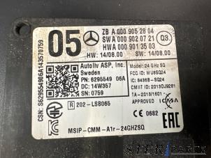 Radarsensor från en Mercedes-Benz S (222.0/222.1) 3.0 S-400 24V 4-Matic 2015