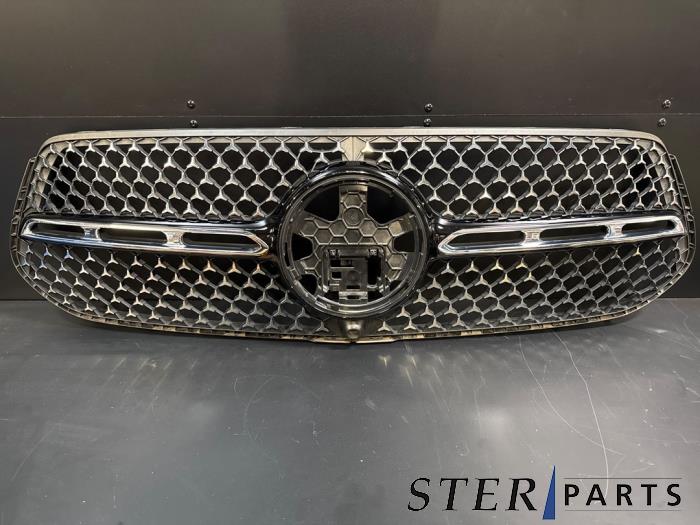 Używane Grill Mercedes GLE (V167) 350 e 2.0 16V 4-Matic Cena € 124,95 Procedura marży oferowane przez Sterparts Mercedes specialist