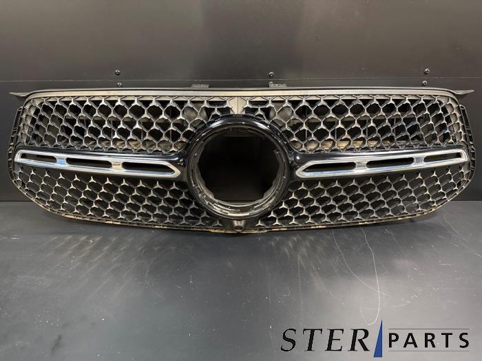 Begagnade Grill Mercedes GLE (V167) 350 e 2.0 16V 4-Matic Pris € 124,95 Marginaltabell erbjuds av Sterparts Mercedes specialist