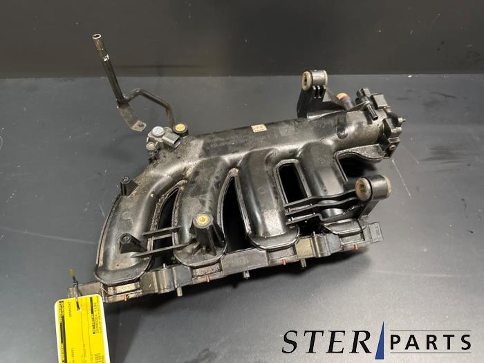 Begagnade Insugsrör Mercedes SLK (R171) 1.8 200 K 16V Pris € 34,95 Marginaltabell erbjuds av Sterparts Mercedes specialist