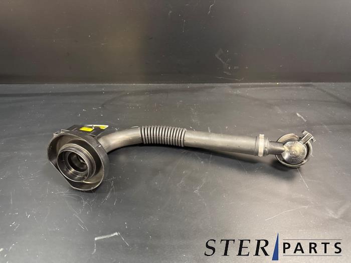 Gebrauchte Öl Füllrohr Mercedes Sprinter 3,5t (907.6/910.6) 311 CDI 2.0 D RWD Preis € 19,50 Margenregelung angeboten von Sterparts Mercedes specialist