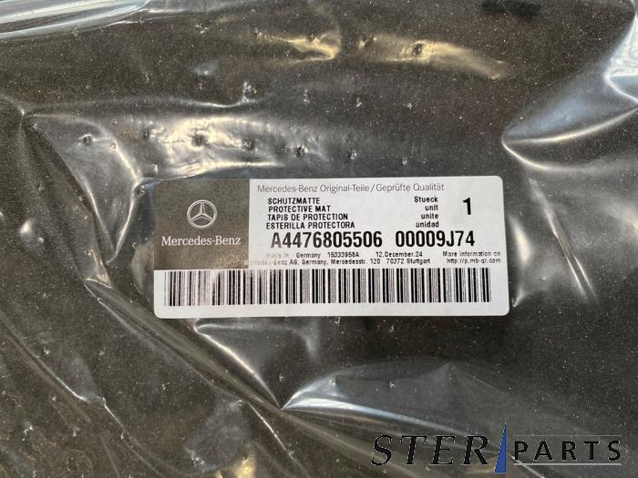 Nya Matta Mercedes Vito (447.6) 1.6 109 CDI 16V Pris € 59,90 Inklusive moms erbjuds av Sterparts Mercedes specialist