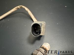 Sonda lambda z Mercedes-Benz C (W205) C-200 2.0 CGI 16V 2018