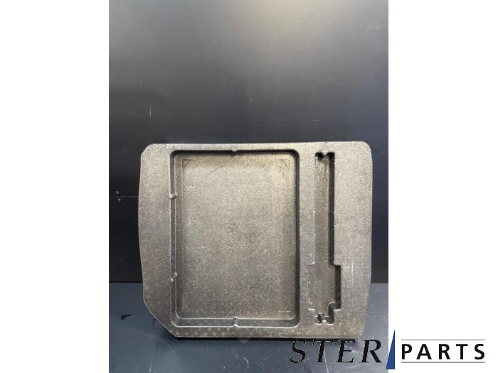 Gebrauchte Ablagefach Mercedes C Estate (S204) 2.2 C-220 CDI 16V BlueEfficiency Preis € 24,95 Margenregelung angeboten von Sterparts Mercedes specialist