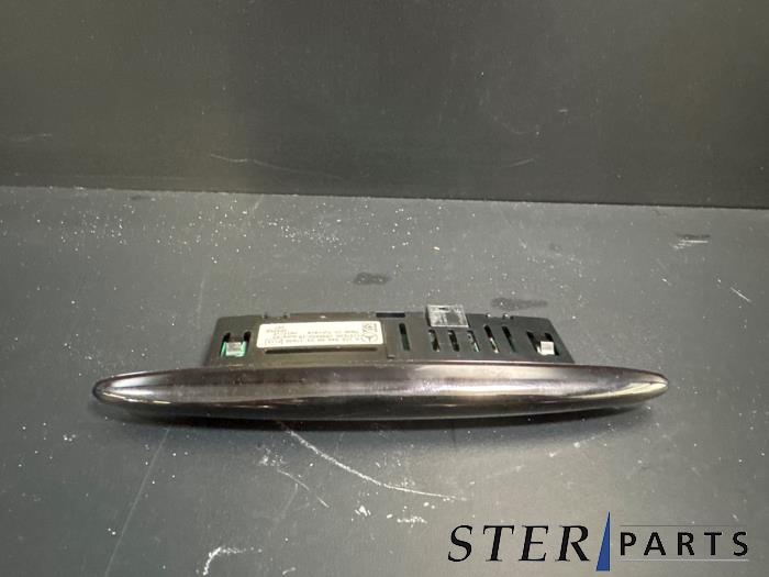 Begagnade PDC-panel Mercedes GLE (W166) 250d 2.0 Pris € 30,19 Inklusive moms erbjuds av Sterparts Mercedes specialist
